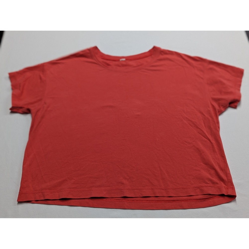 Lululemon Cates Tee Red Relaxed Boxy Short Sleeve Crop T-Shirt Womens